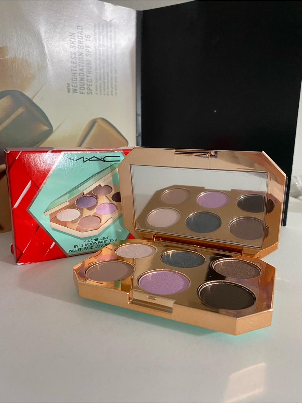 MAC Macnificent Eye Shadow Palette, Full Size, Limited Holiday Edition, NIB